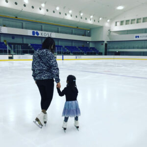 荒川静香　幼稚舎　学校　スケート